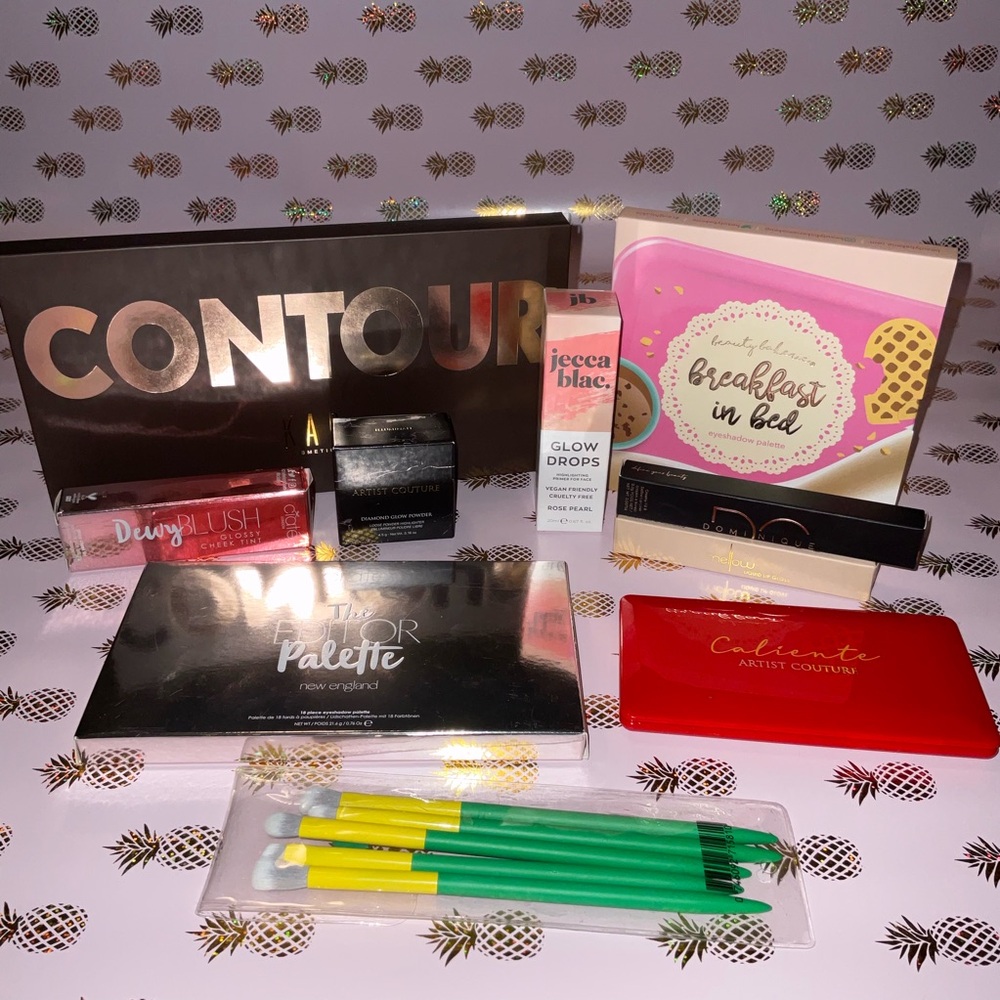 Makeup Bundle D